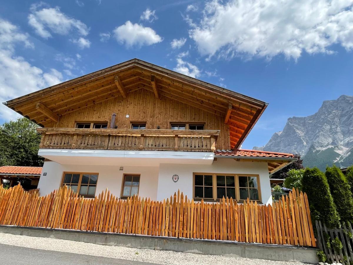 Haus Sieben Zwerge Apartment Ehrwald Exterior photo